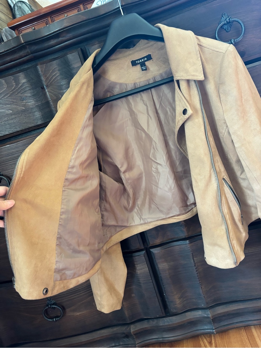 Torrid Suede Moto Jacket, Camel in color, Size 1 - Picture 4 of 10